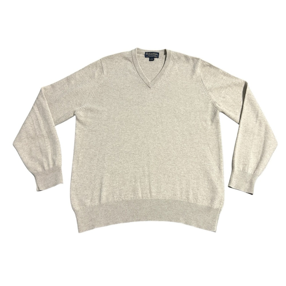 Brooks Brothers Sweater Large Beige 3-Ply Scottish‎ Cashmere V-Neck Quiet Luxury